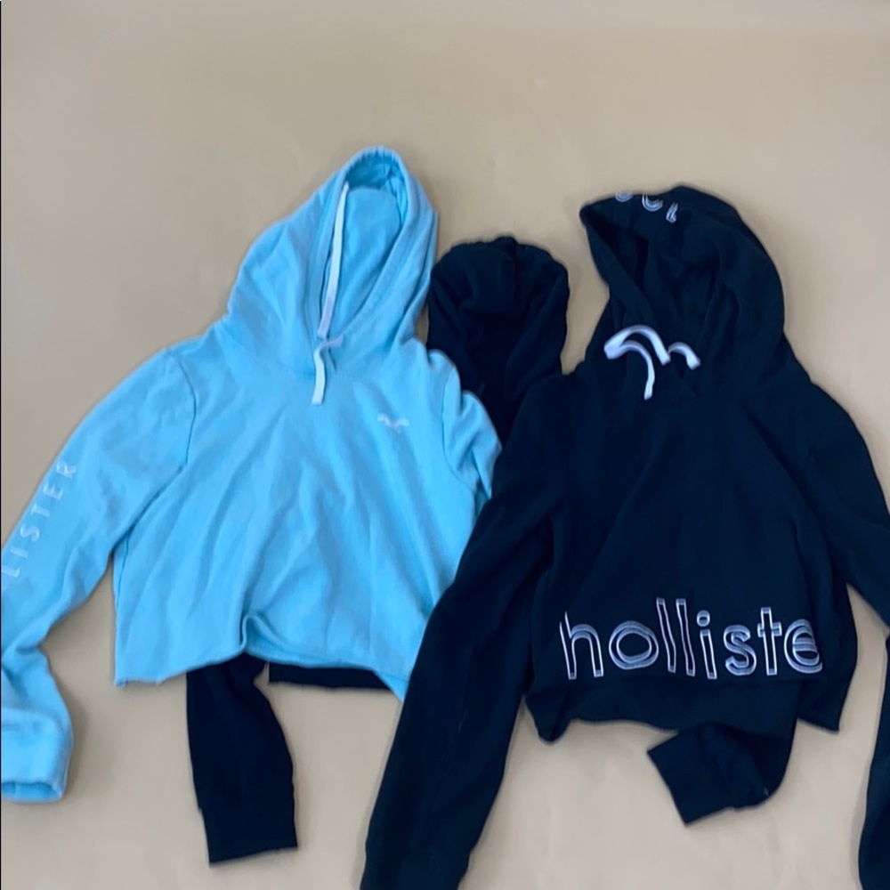 Hollister Bundle - 2 Crop Top Hoodies